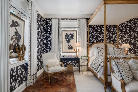 Tiny photo for 1500 N Astor Street #6, Chicago, IL 60610 (MLS # 12488776)