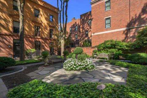 Tiny photo for 1500 N Astor Street #6, Chicago, IL 60610 (MLS # 12488776)