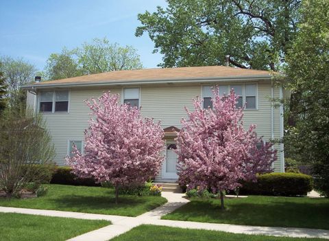 Photo of 320 Central Park Avenue, Wilmette, IL 60091 (MLS # 12550934)