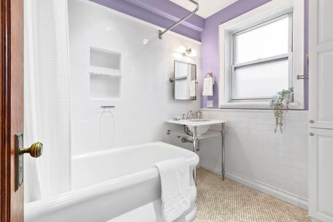 Tiny photo for 719 W Bittersweet Place #L6, Chicago, IL 60613 (MLS # 12525568)