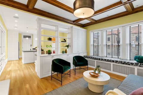 Tiny photo for 719 W Bittersweet Place #L6, Chicago, IL 60613 (MLS # 12525568)