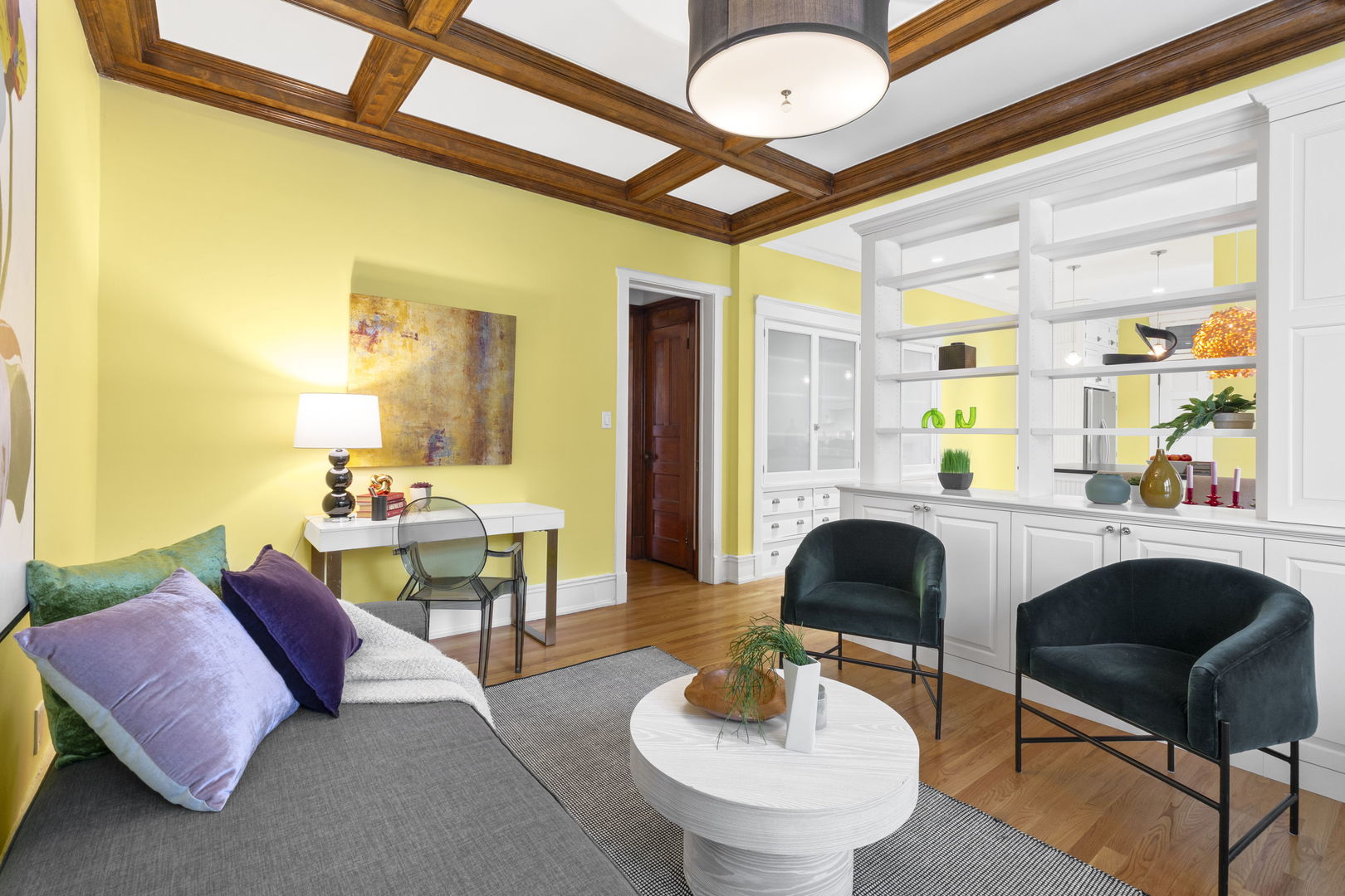 719 W Bittersweet Place L6