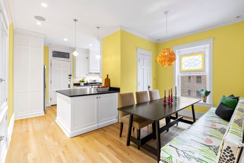 Tiny photo for 719 W Bittersweet Place #L6, Chicago, IL 60613 (MLS # 12525568)