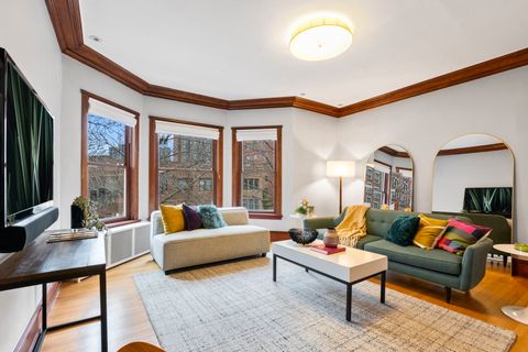 Tiny photo for 719 W Bittersweet Place #L6, Chicago, IL 60613 (MLS # 12525568)