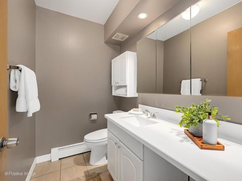 Tiny photo for 27 S Waiola Avenue #302, La Grange, IL 60525 (MLS # 12595779)