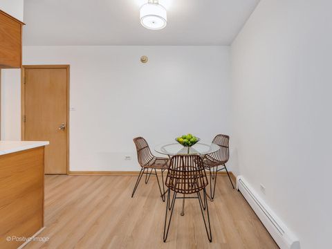 Tiny photo for 27 S Waiola Avenue #302, La Grange, IL 60525 (MLS # 12595779)