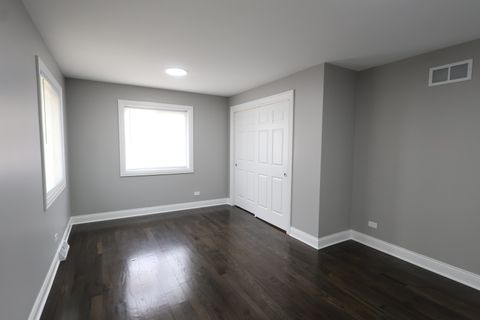 Tiny photo for 2853 140th Place, Blue Island, IL 60406 (MLS # 12670456)