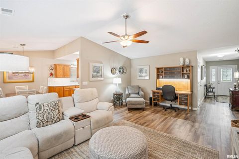 Tiny photo for 2037 VILLA PINES Circle, Carbon Cliff, IL 61239 (MLS # QC4269602)