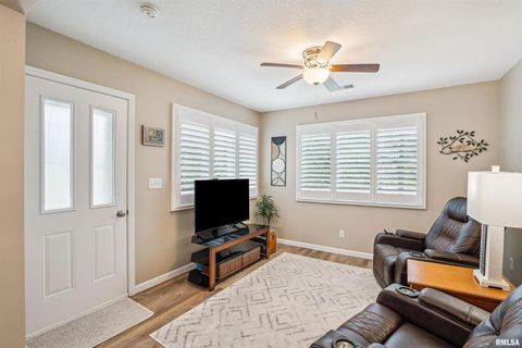 Tiny photo for 2037 VILLA PINES Circle, Carbon Cliff, IL 61239 (MLS # QC4269602)