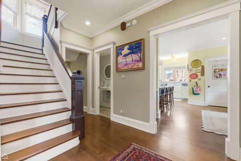 Tiny photo for 1516 W Sherwin Avenue, Chicago, IL 60626 (MLS # 12613580)