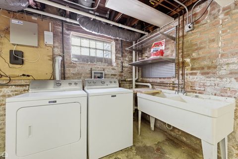 Tiny photo for 1516 W Sherwin Avenue, Chicago, IL 60626 (MLS # 12613580)