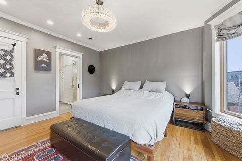 Tiny photo for 1516 W Sherwin Avenue, Chicago, IL 60626 (MLS # 12613580)