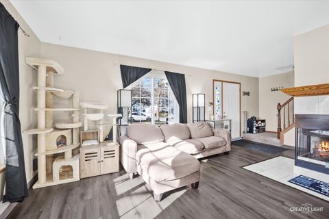 Tiny photo for 746 Fieldcrest Drive #B, South Elgin, IL 60177 (MLS # 12593767)