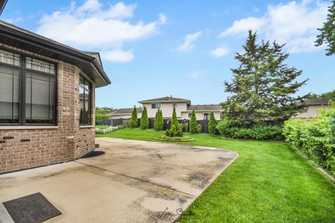 A home in Oak Forest