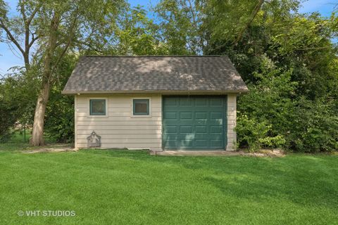 Tiny photo for 4335 Dewey Avenue, Matteson, IL 60443 (MLS # 12375385)