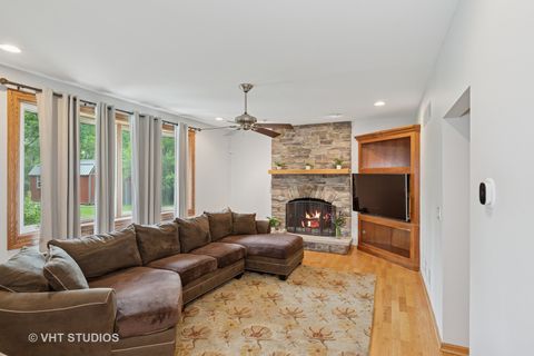 Tiny photo for 4335 Dewey Avenue, Matteson, IL 60443 (MLS # 12375385)
