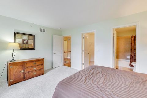 Tiny photo for 934 Tuscany Drive, Streamwood, IL 60107 (MLS # 12525421)