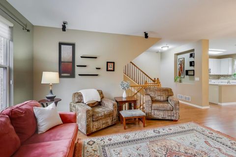 Tiny photo for 934 Tuscany Drive, Streamwood, IL 60107 (MLS # 12525421)