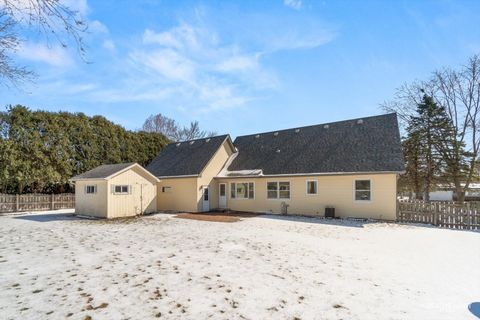 Tiny photo for 601 N View Street, Hinckley, IL 60520 (MLS # 12595279)