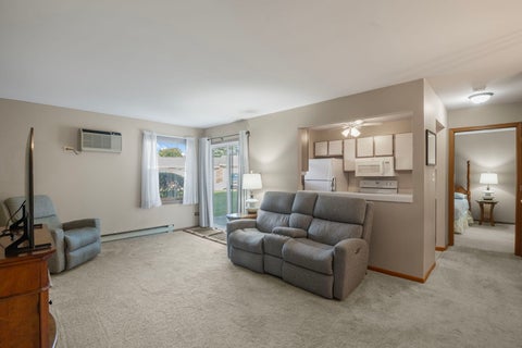 Tiny photo for 4316 W Shamrock Lane #1C, McHenry, IL 60050 (MLS # 12781426)