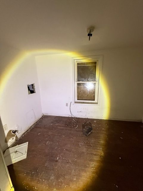 Tiny photo for 8417 S ESCANABA Avenue, Chicago, IL 60617 (MLS # 12445419)