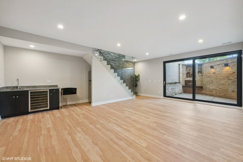Tiny photo for 1203 W Superior Street #1B, Chicago, IL 60642 (MLS # 12689354)