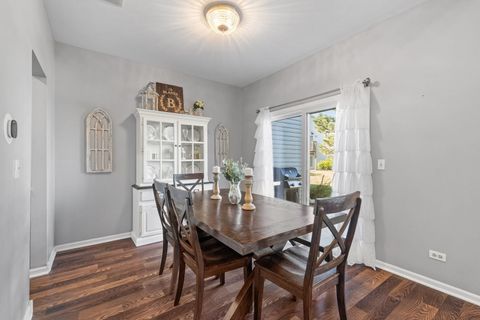 Tiny photo for 1219 Tennyson Lane, Naperville, IL 60540 (MLS # 12486004)