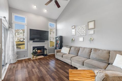 Tiny photo for 1219 Tennyson Lane, Naperville, IL 60540 (MLS # 12486004)