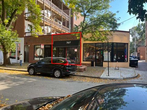 707 W Belden Avenue Chicago IL 60614