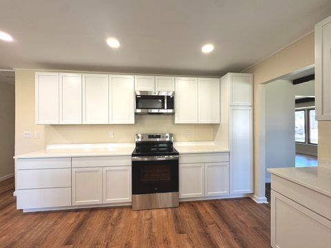 Tiny photo for 210 S Small Avenue, Kankakee, IL 60901 (MLS # 12601587)