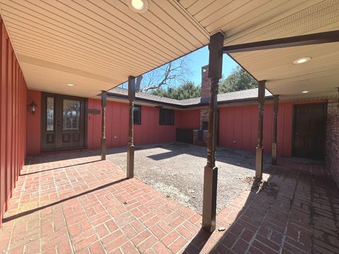 Tiny photo for 210 S Small Avenue, Kankakee, IL 60901 (MLS # 12601587)