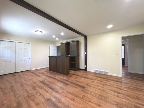 Tiny photo for 210 S Small Avenue, Kankakee, IL 60901 (MLS # 12601587)