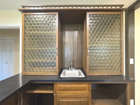 Tiny photo for 210 S Small Avenue, Kankakee, IL 60901 (MLS # 12601587)