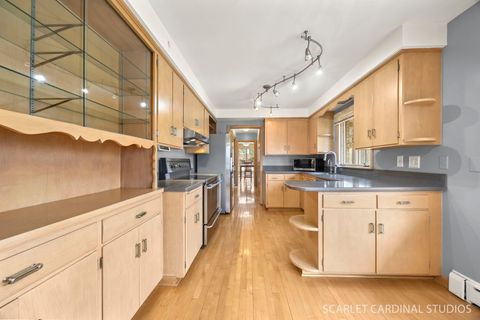 Tiny photo for 501 Glenwood Trail, Elgin, IL 60120 (MLS # 12639877)