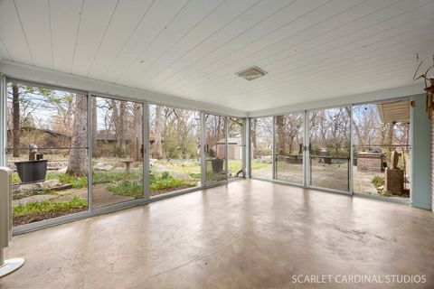 Tiny photo for 501 Glenwood Trail, Elgin, IL 60120 (MLS # 12639877)