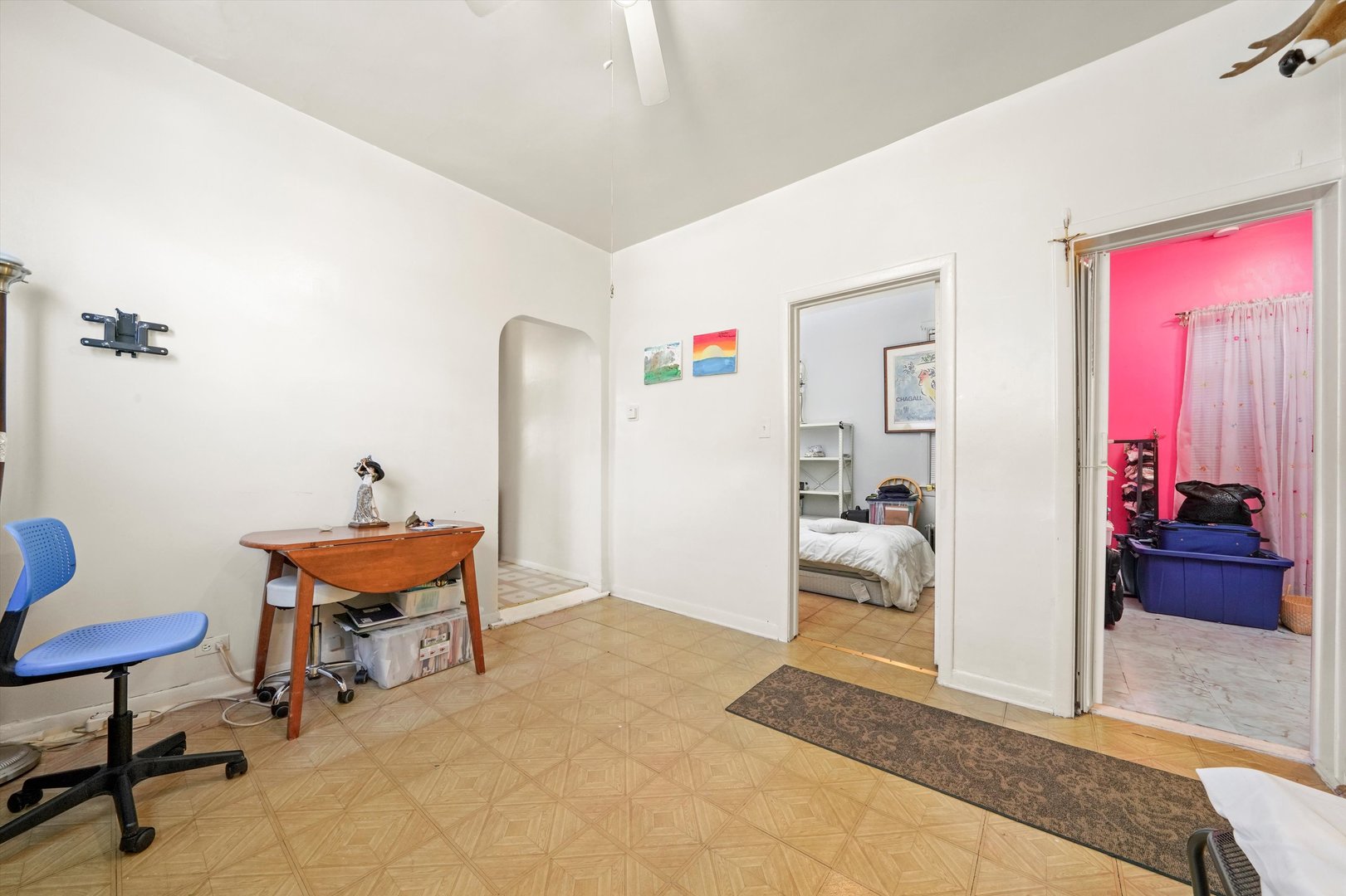 3927 W 56TH Street