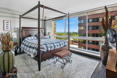 Tiny photo for 320 W Oakdale Avenue #801, Chicago, IL 60657 (MLS # 12404437)
