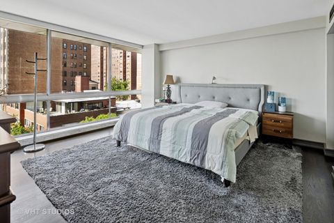 Tiny photo for 320 W Oakdale Avenue #801, Chicago, IL 60657 (MLS # 12404437)