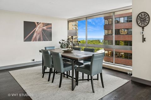 Tiny photo for 320 W Oakdale Avenue #801, Chicago, IL 60657 (MLS # 12404437)
