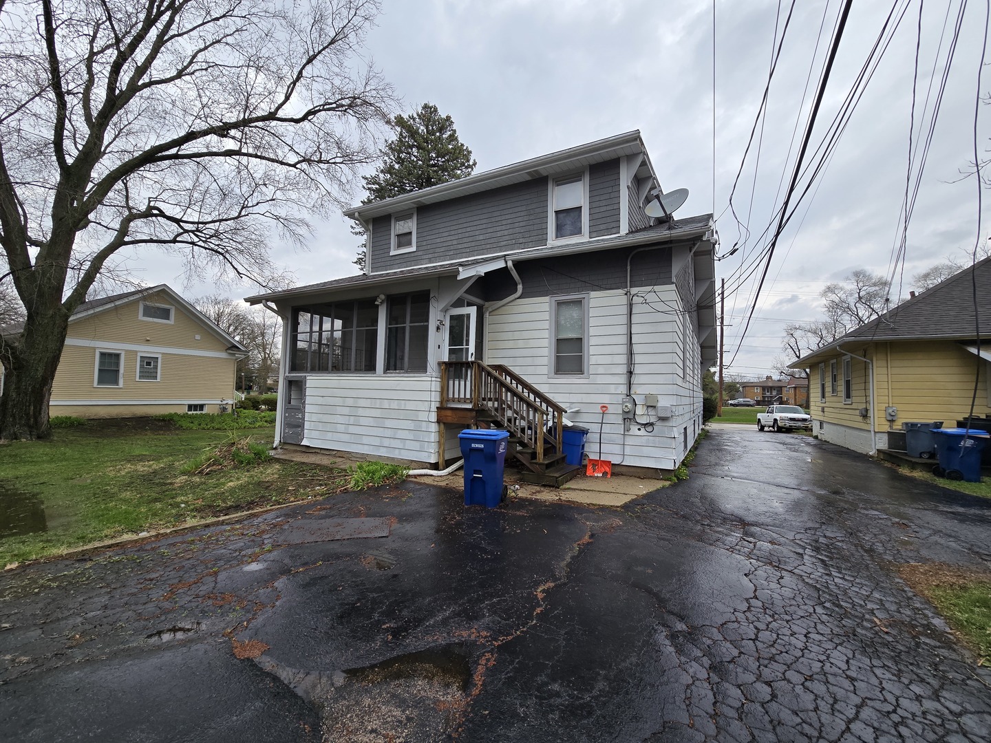 249 E Park Boulevard 1