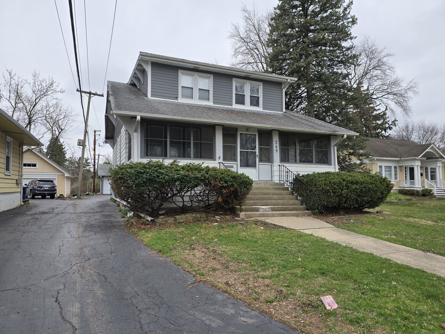 249 E Park Boulevard 1