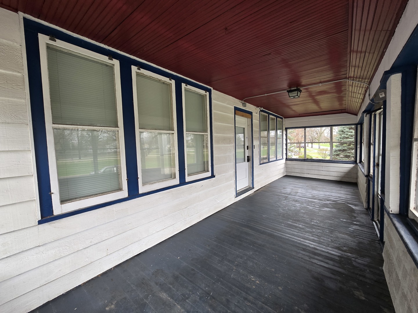 249 E Park Boulevard 1