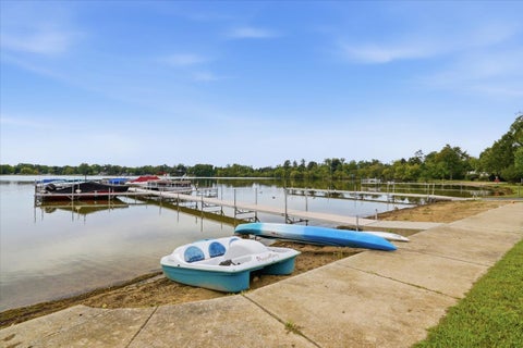 Tiny photo for 674 Shoreline Drive, Grayslake, IL 60030 (MLS # 12757895)