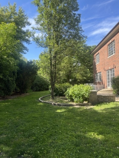 73 Locust Road