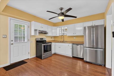 Tiny photo for 7290 Jasmine Drive, Hanover Park, IL 60133 (MLS # 12739778)