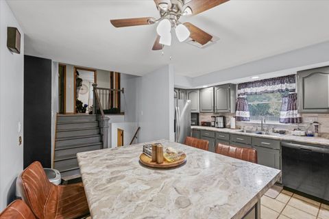 Tiny photo for 2208 Fletcher Street, Urbana, IL 61801 (MLS # 12492425)