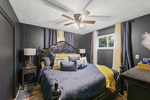 Tiny photo for 2208 Fletcher Street, Urbana, IL 61801 (MLS # 12492425)