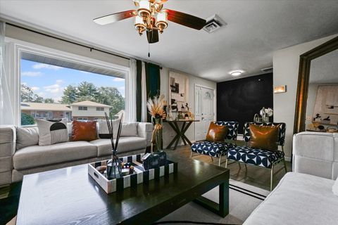 Tiny photo for 2208 Fletcher Street, Urbana, IL 61801 (MLS # 12492425)