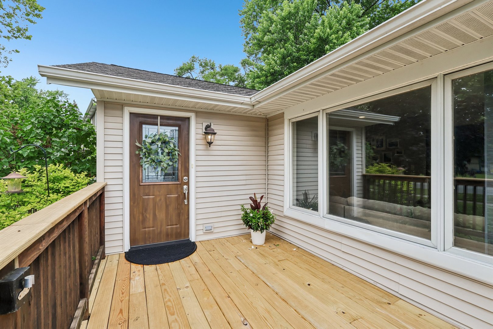 2802 Hawk Lane
