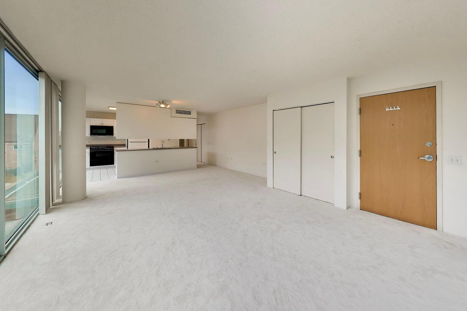 3115 S Michigan Avenue 307